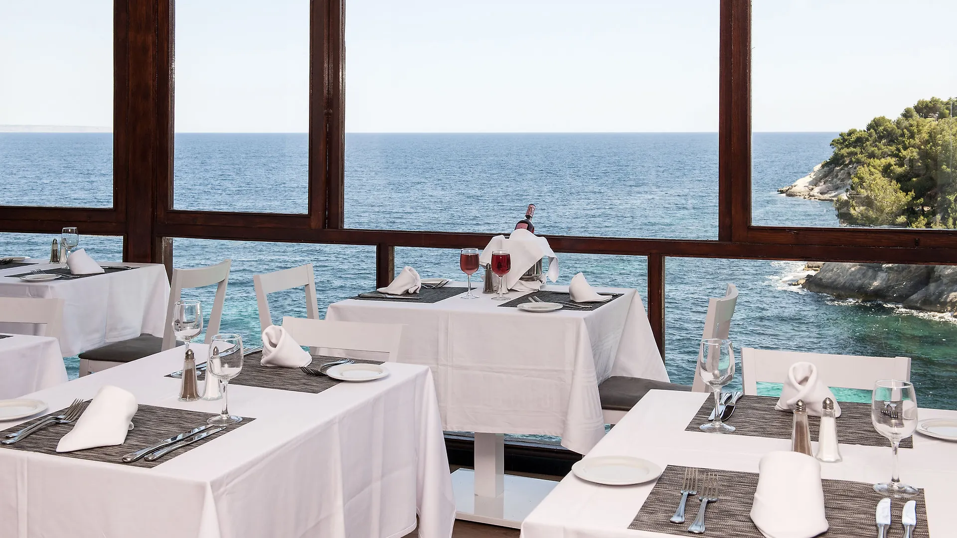 Globales Cala Vinas Adults Only 16+ Hotel